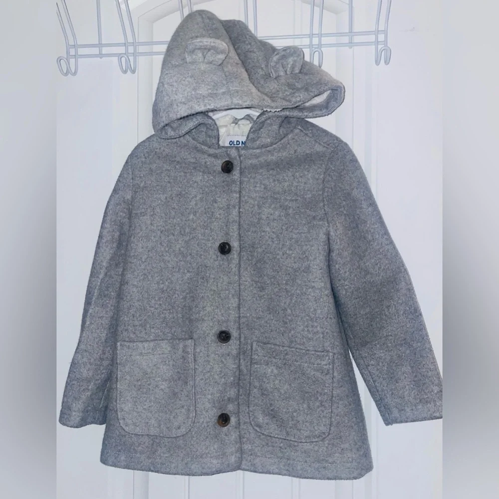 Old Navy Gray Hooded Fleece Coat Girls Size 5 Bear Ears